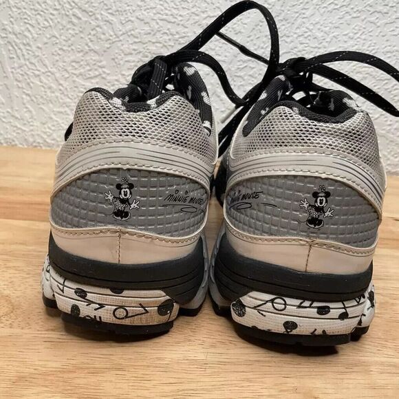 New Balance Run Disney W860DIS5 Women's Minnie Mouse Running Sneakers Size 7.5 - Picture 4 of 12